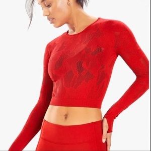 *SOLD* Fabletics Camp SculptKnit SET